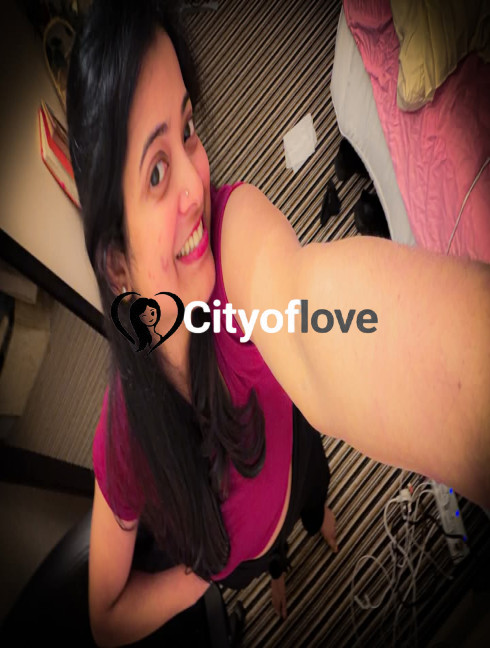 I am Ayushi Jain Cash Payment Available No Broker No Agent